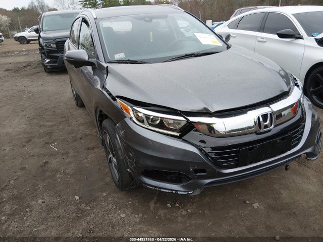 Salvage Honda HR-V Image