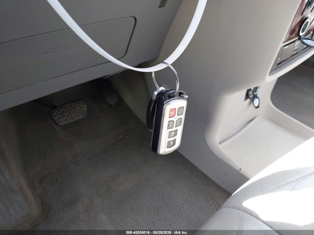 Toyota Sienna Limited 7 Passenger