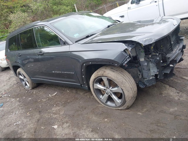 Salvage Jeep Grand Cherokee Image