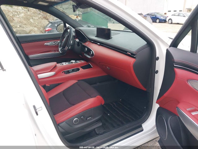 Genesis GV70 2.5t Awd