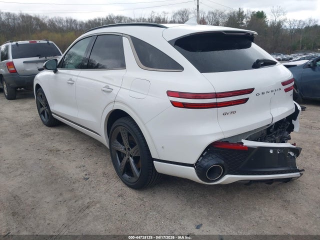 Genesis GV70 2.5t Awd