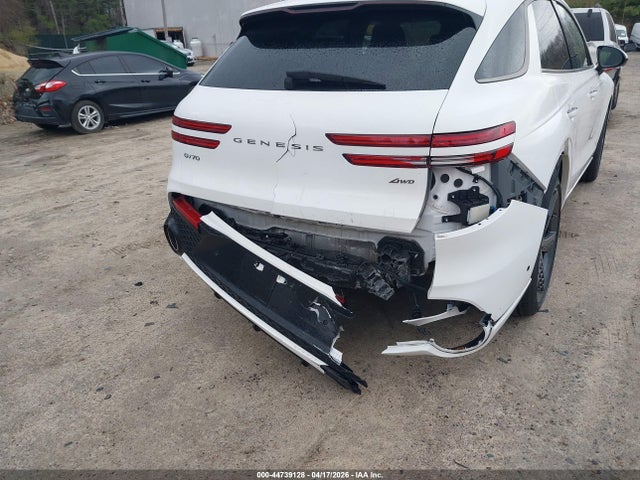 Genesis GV70 2.5t Awd