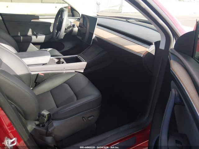 Tesla Model Y Long Range Dual Motor All-wheel Drive