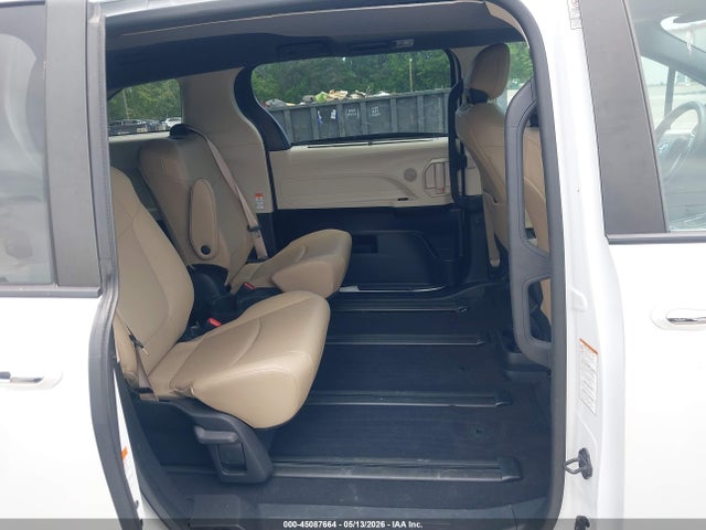 Toyota Sienna Xle