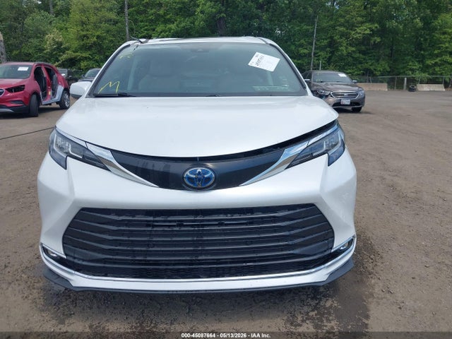 Toyota Sienna Xle