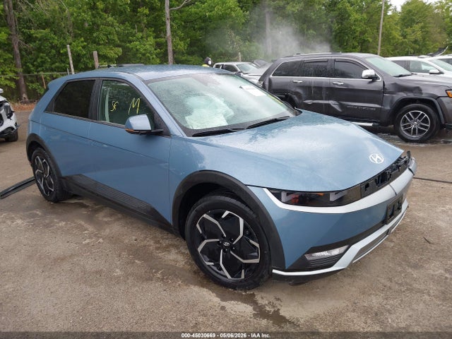 Salvage Hyundai Ioniq Image