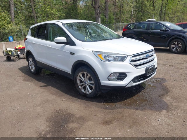 Salvage Ford Escape Image