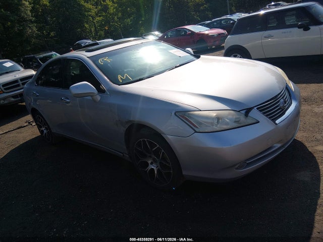 Salvage Lexus Es Image