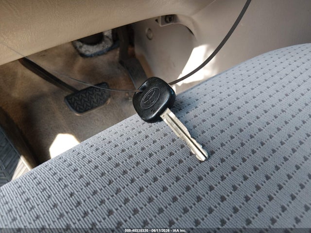 Toyota Sienna Le