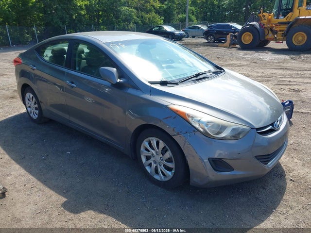 Salvage Hyundai ELANTRA Image