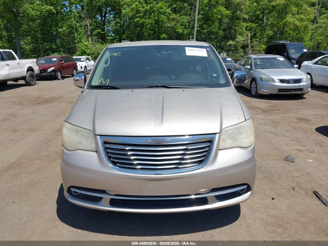 Chrysler Town & Country Touring-l 30th Anniversary