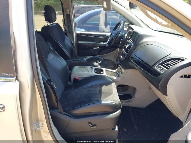 Chrysler Town & Country Touring-l 30th Anniversary