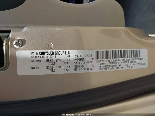 Chrysler Town & Country Touring-l 30th Anniversary