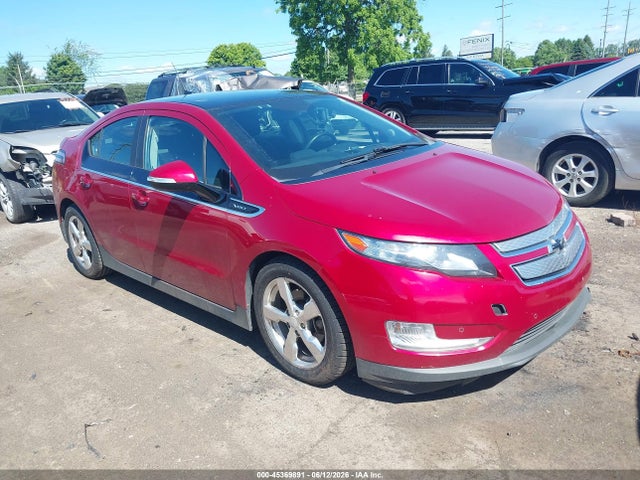 Salvage Chevrolet Volt Image