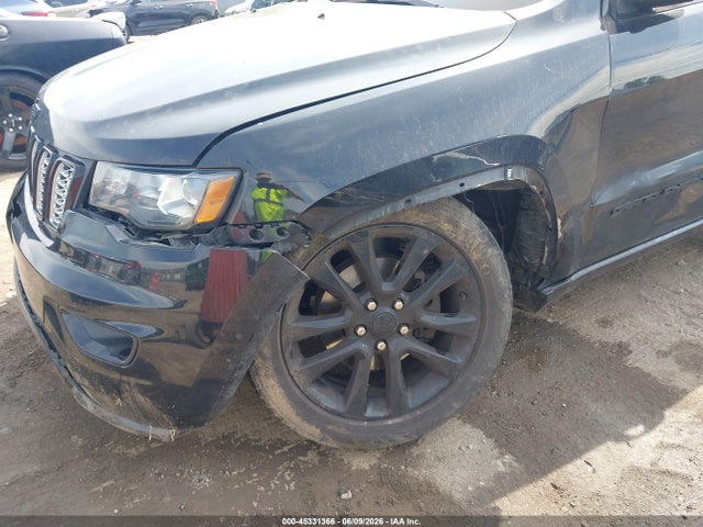 Jeep Grand Cherokee Altitude 4x4