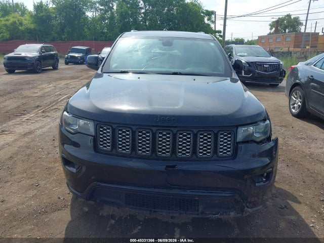 Jeep Grand Cherokee Altitude 4x4