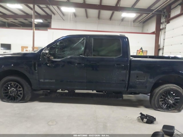 Ford F-250 Lariat