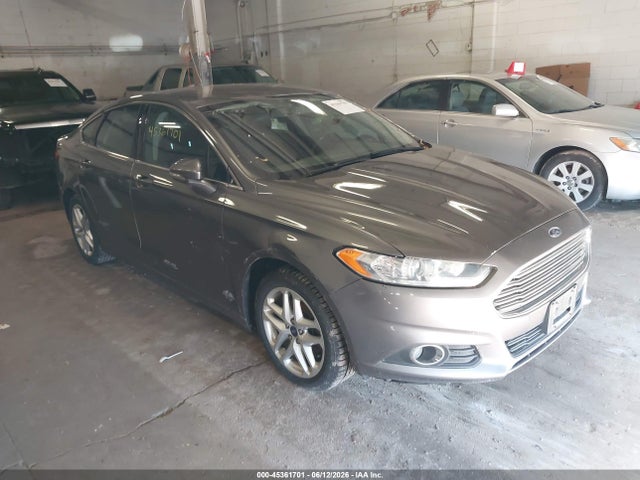 Salvage Ford Fusion Image