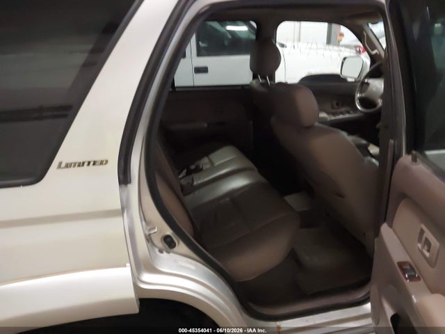 Toyota 4Runner Limited V6