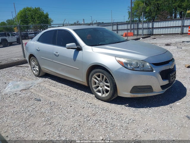 Salvage Chevrolet Malibu Image