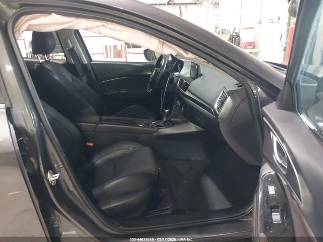 Mazda Mazda3 Grand Touring