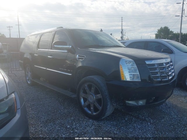 Salvage Cadillac Escalade Image