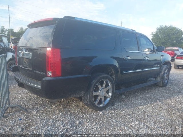 Cadillac Escalade Standard