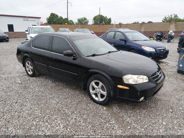 Salvage Nissan Maxima Image