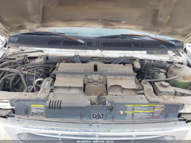 Ford Econoline E350 Cutaway Van