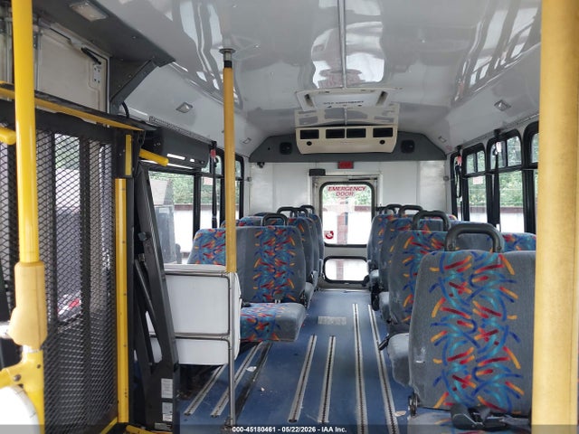 Ford E-450