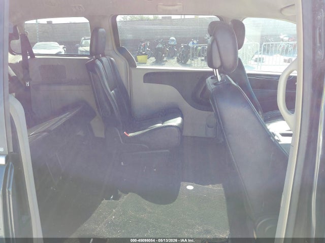 Chrysler Town & Country Touring
