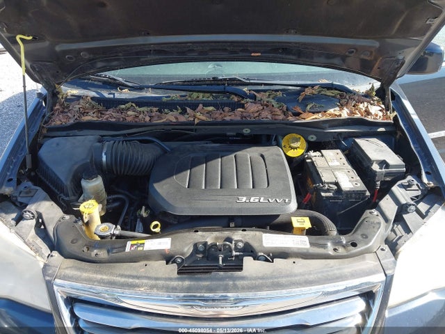 Chrysler Town & Country Touring