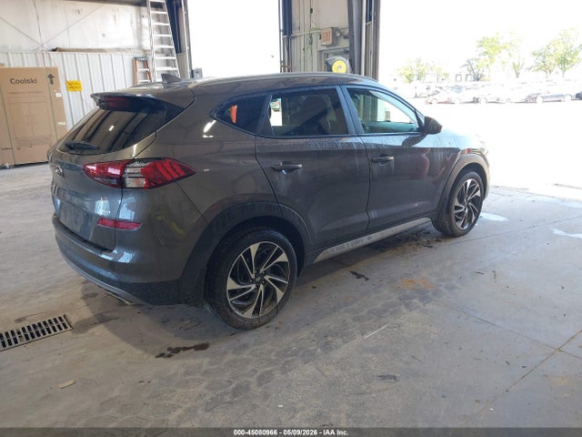 Hyundai TUCSON Sport