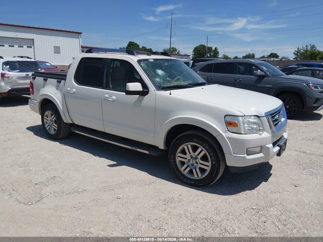 Salvage Ford Explorer Image