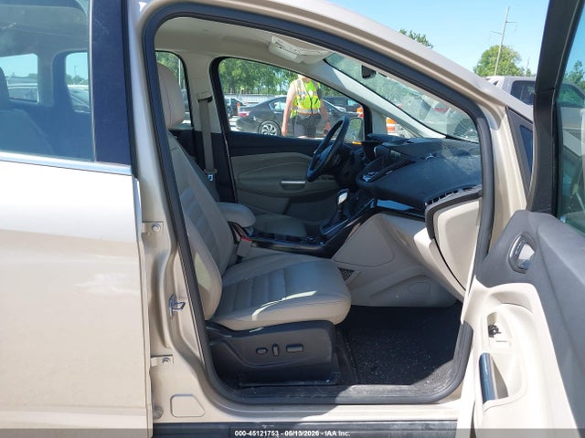 Ford C-MAX Hybrid Titanium