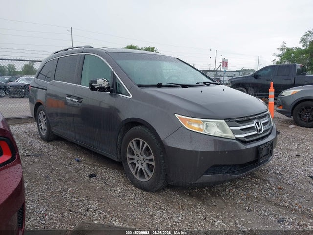 Salvage Honda Odyssey Image