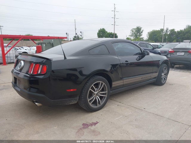 Ford Mustang V6
