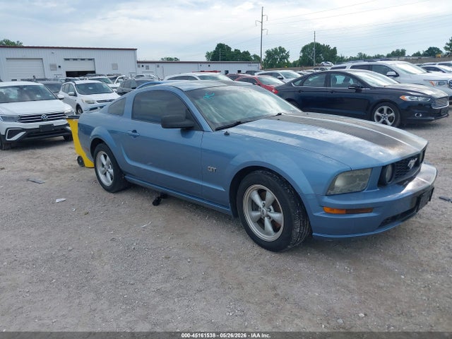 Salvage Ford Mustang Image