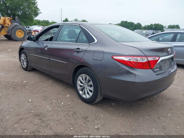 Toyota Camry Le
