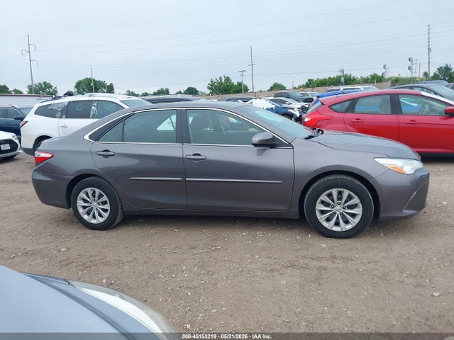 Toyota Camry Le