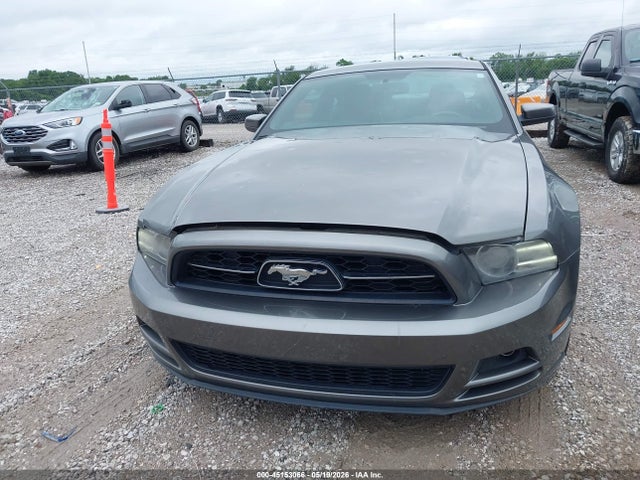 Ford Mustang V6 Premium