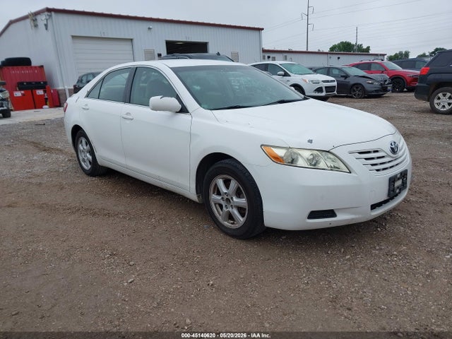Salvage Toyota Camry Image