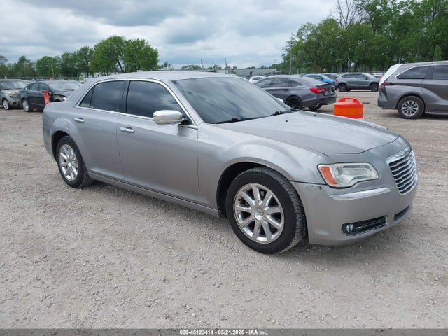 Salvage Chrysler 300 Image