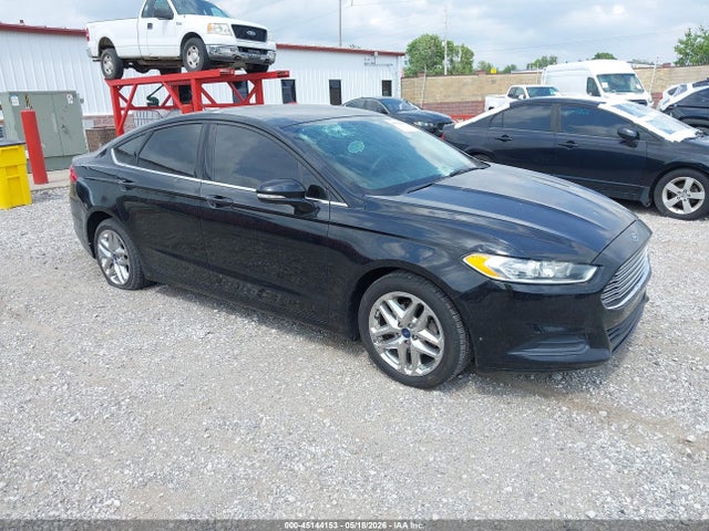 Salvage Ford Fusion Image