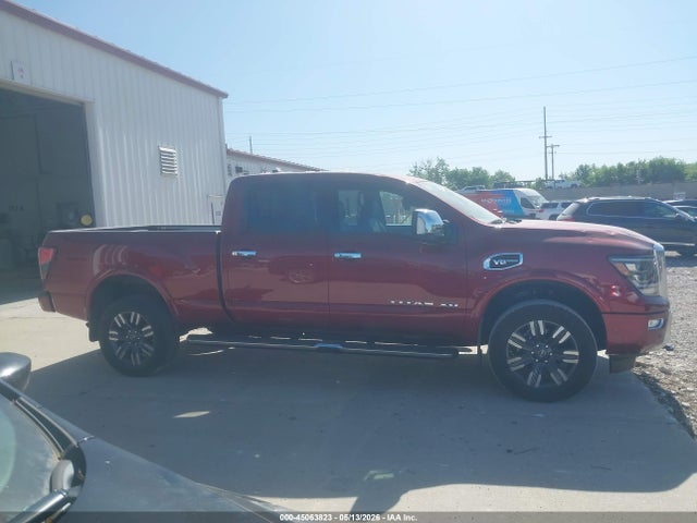 Nissan Titan Platinum Reserve 4x4