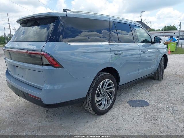 Lincoln Navigator Reserve