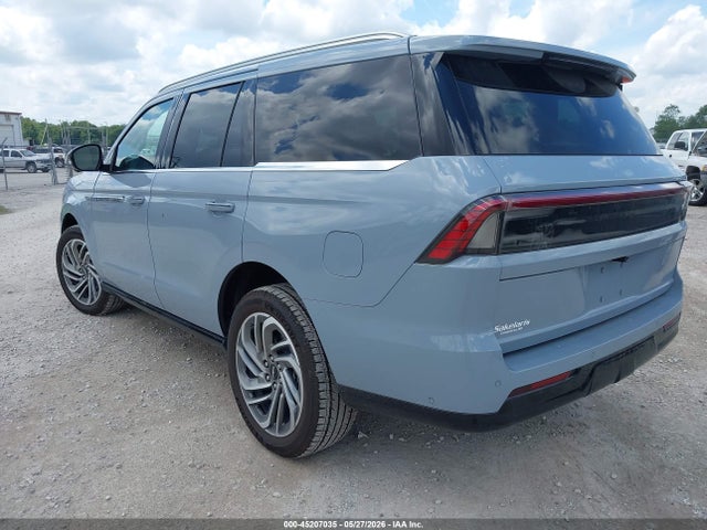 Lincoln Navigator Reserve