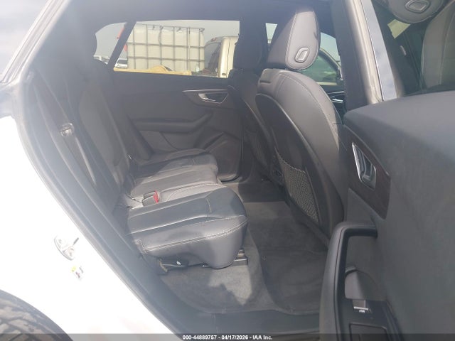 Audi Q8 55 Premium