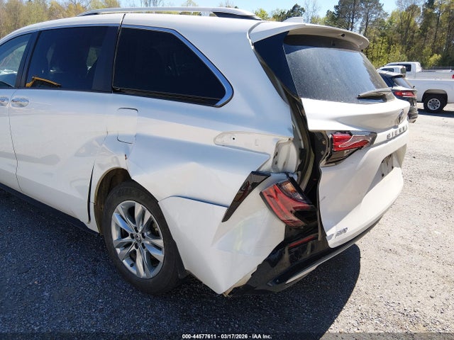 Toyota Sienna Limited