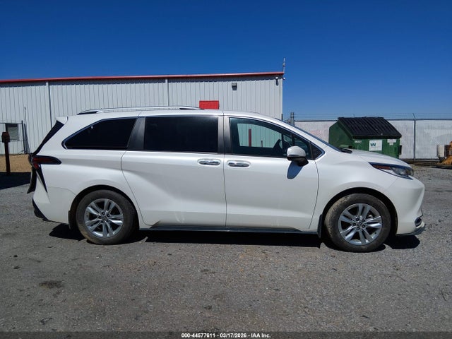 Toyota Sienna Limited